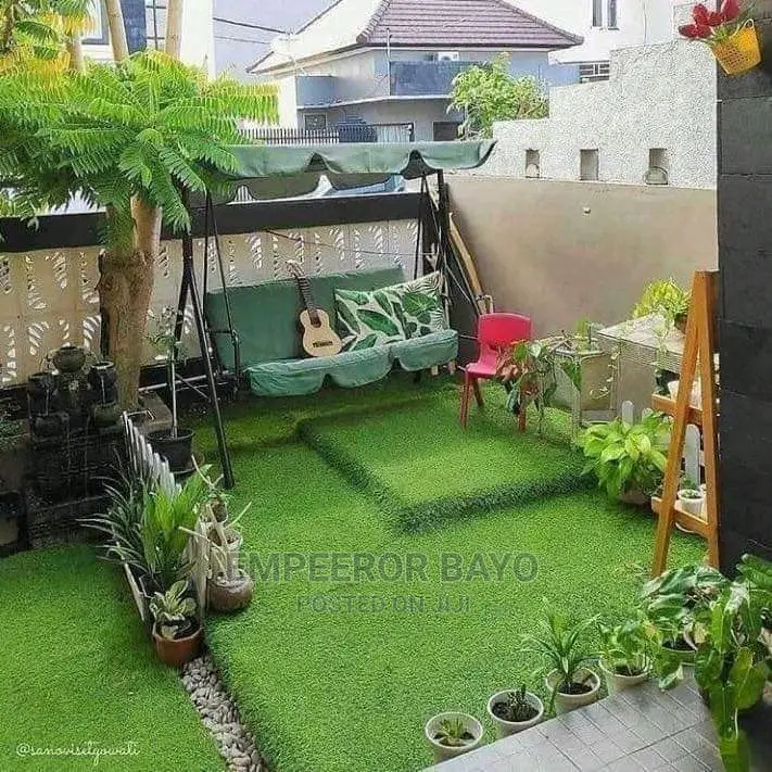 Interior Decor Grass Design