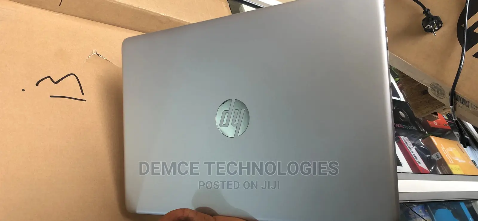 New Laptop HP 14z 4GB Intel Celeron 1T