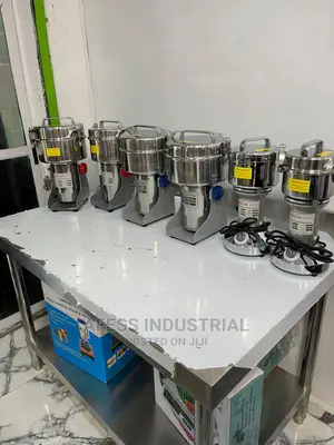 Wet and Dry Spice Grinding Machine , Blending Machine