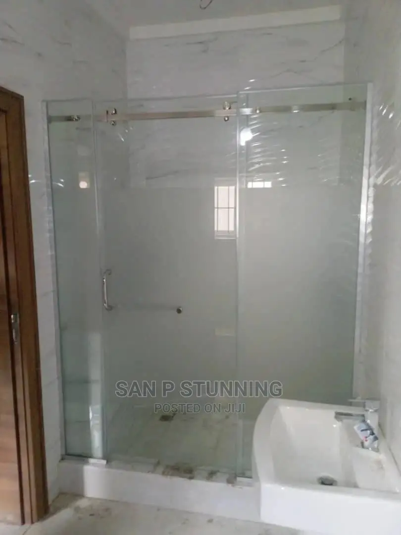 Foreign Roller Shower Cubicle