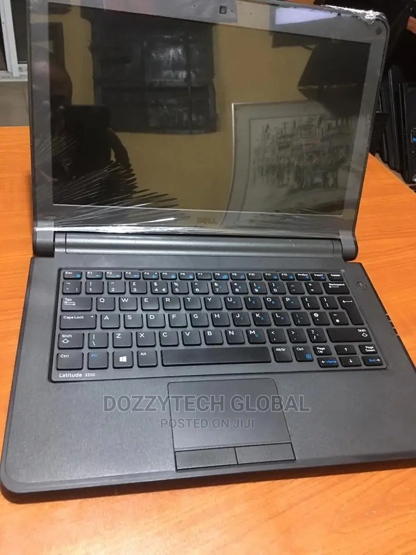Laptop Dell Latitude 3380 4GB Intel Core i3 HDD 320GB