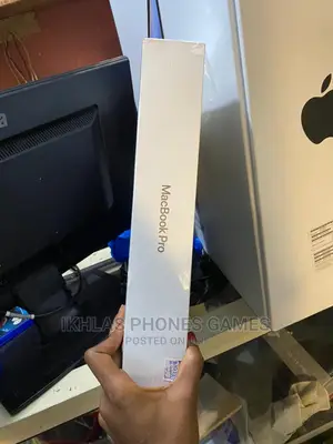 New Laptop Apple MacBook Pro 8GB Apple M1 SSD 256GB
