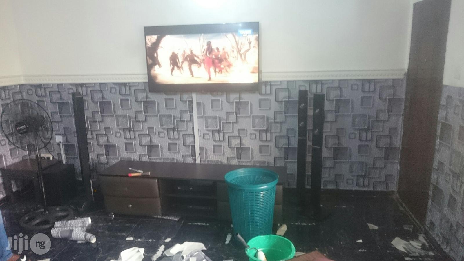 Wall Screeding