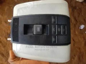 Mercedes Roof Light W204