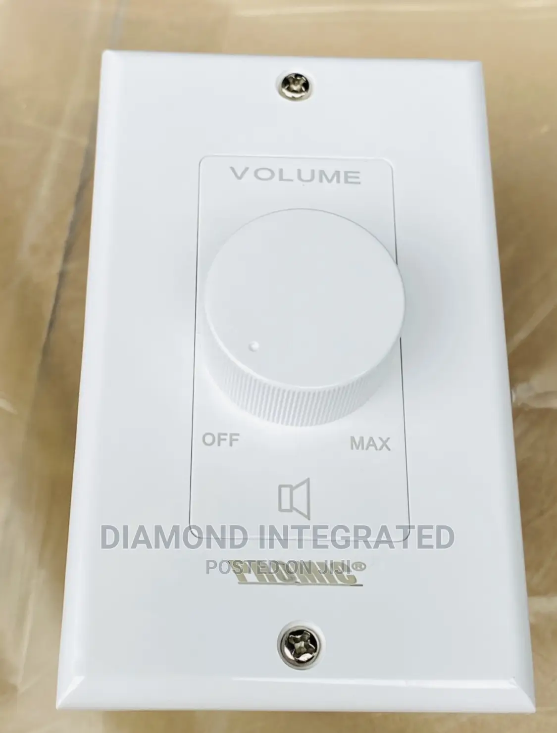 Double Transformer Speaker Volume