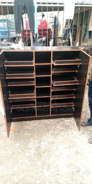 4ft X 4ft Shoe Rack