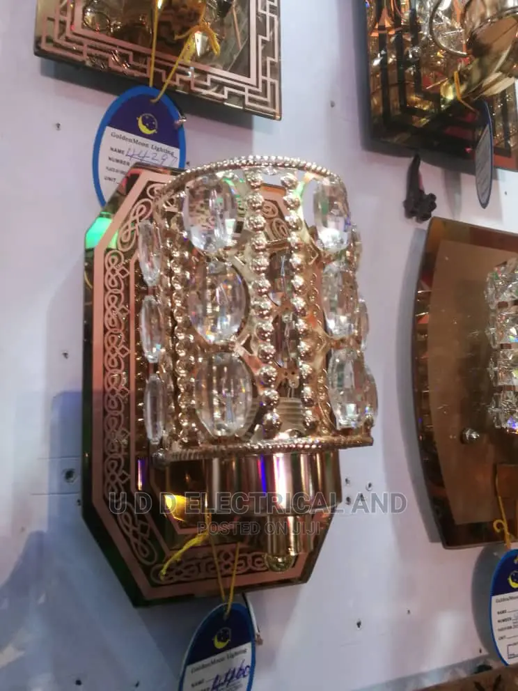 Quality Fancy Crystal Wall Brackets