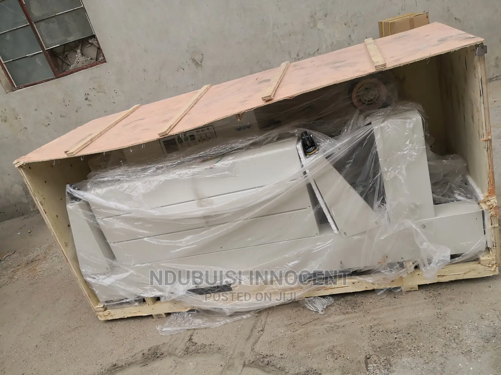 Semi Automatic Shrink Wrapper Packaging Machine