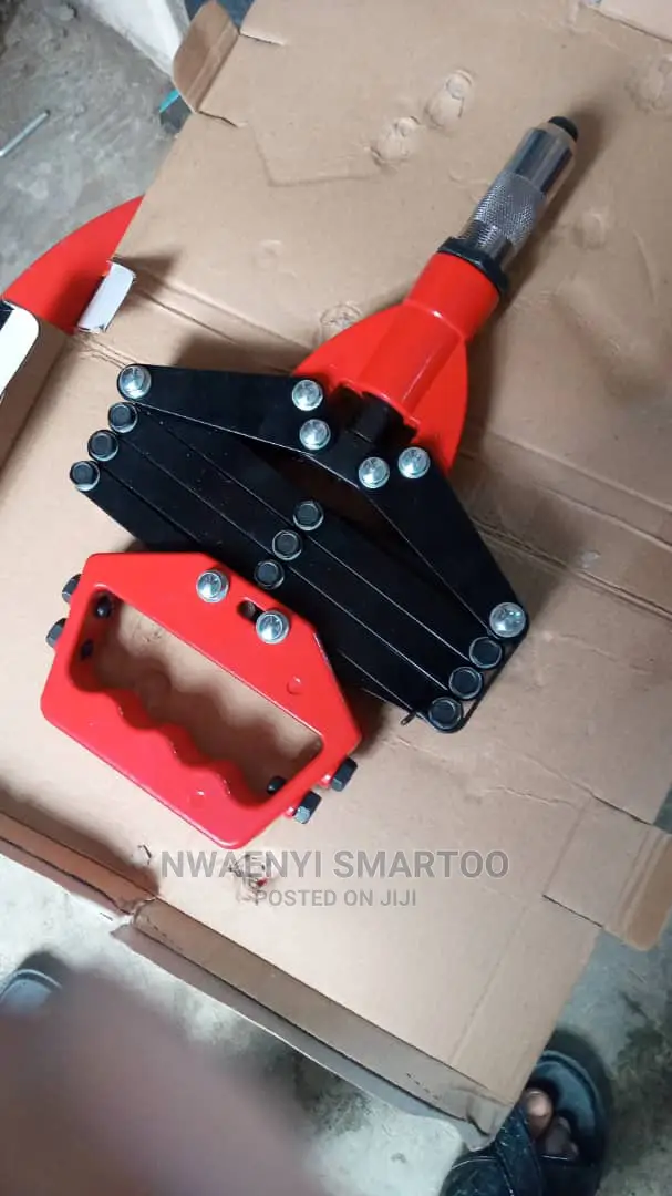 Heavy Duty Rivet Gun