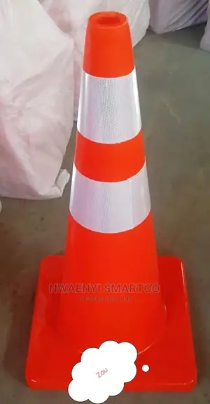 75cm Rubber Cone