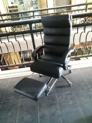 Executive Chair With Footrest