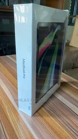 New Laptop Apple MacBook Pro M1 16GB Intel 256GB