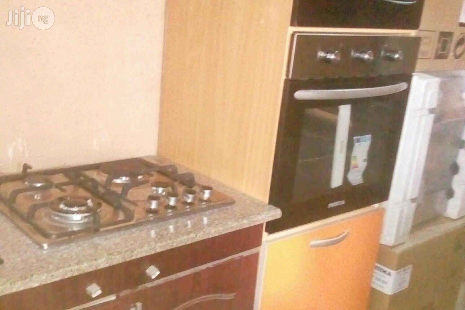 Cabinet Gas Cooker
