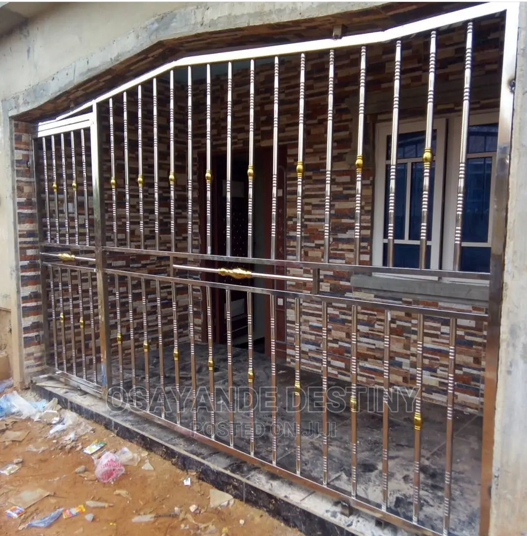 Stainless Handrail and Gate