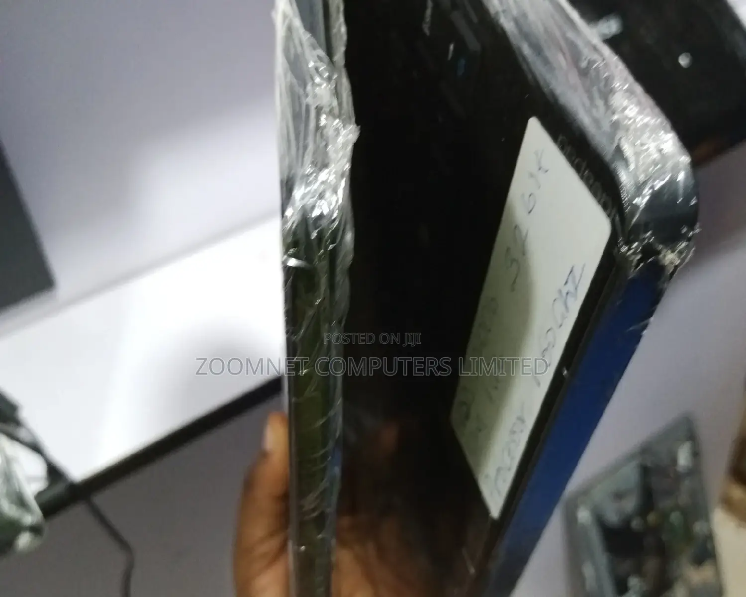 Laptop Lenovo 2GB Intel 160GB