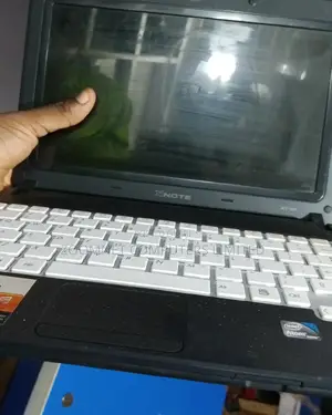 Laptop 1GB Intel HDD 160GB