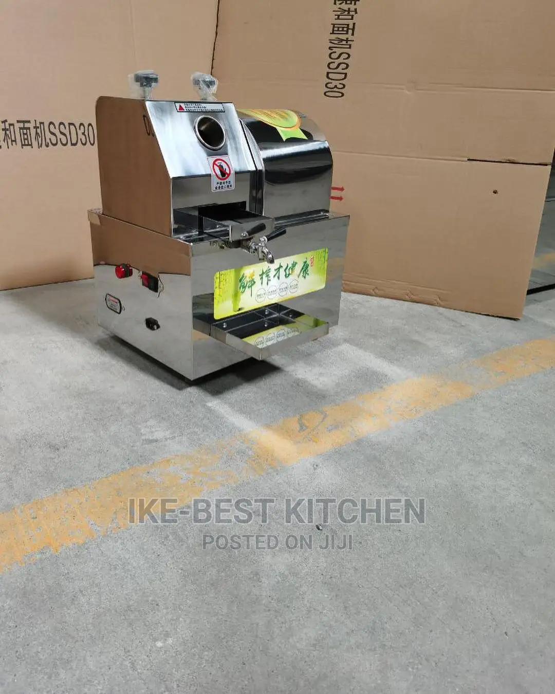 Table Top Sugarcane Juice Extractor