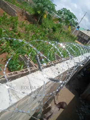 Razor Barb-Wire; Security Fencing