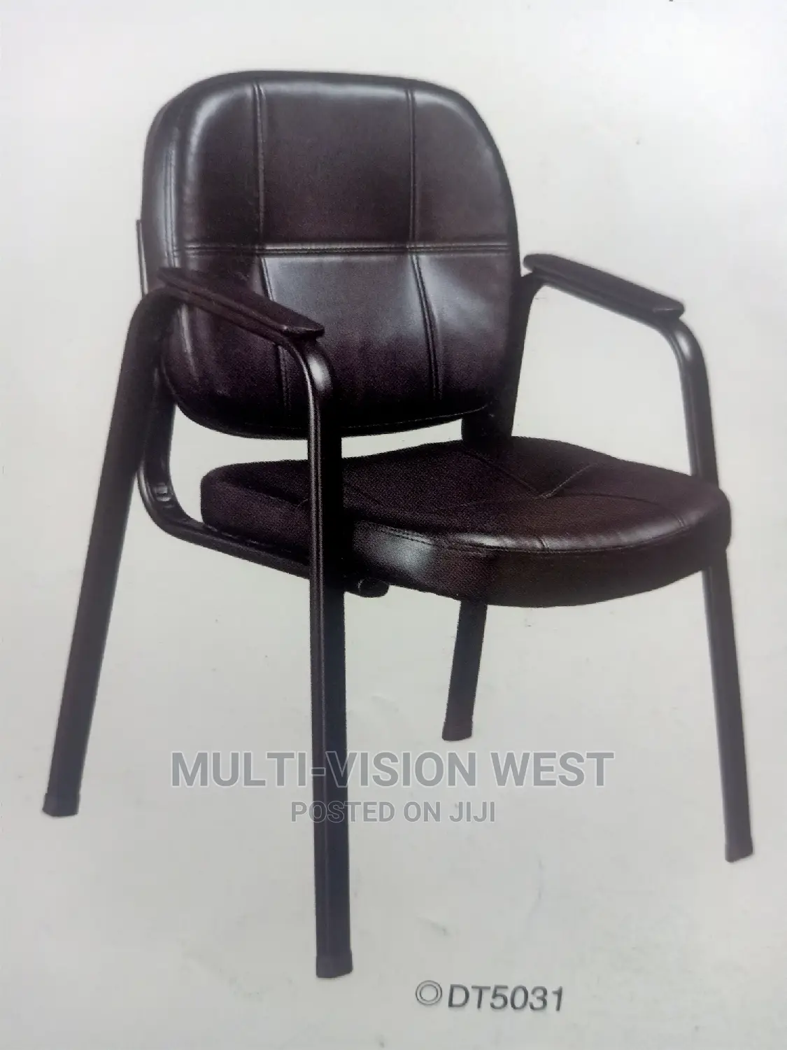 4-Legged Office Chair