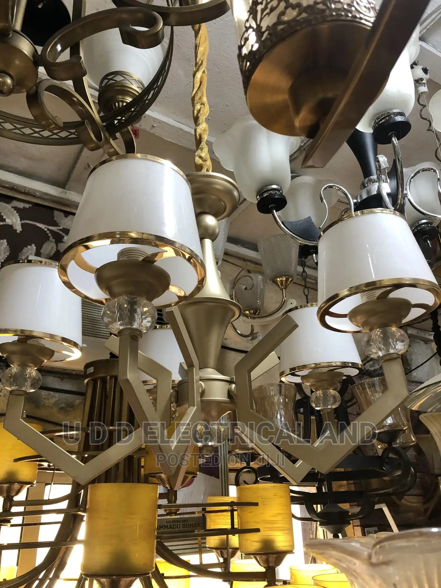 Dubai Quality By5 Chandelier Light