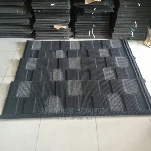 Super Solid Black White Shingles (Gerald)