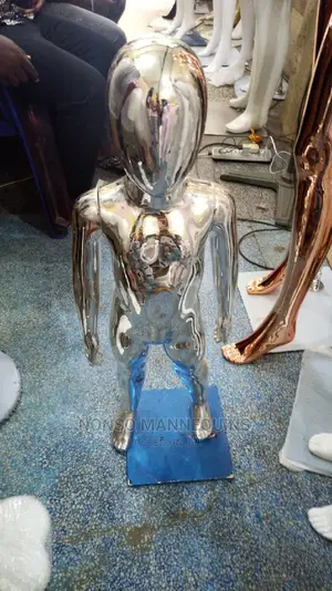 Age 1 to 3 Years Unisex Silver Chrome Mannequins