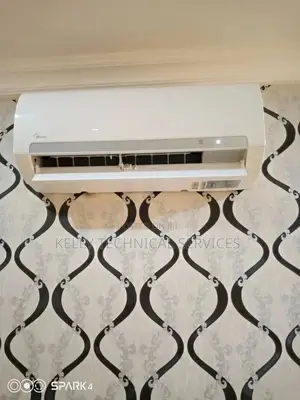 AC TECHNICIAN and Refrigerator Man