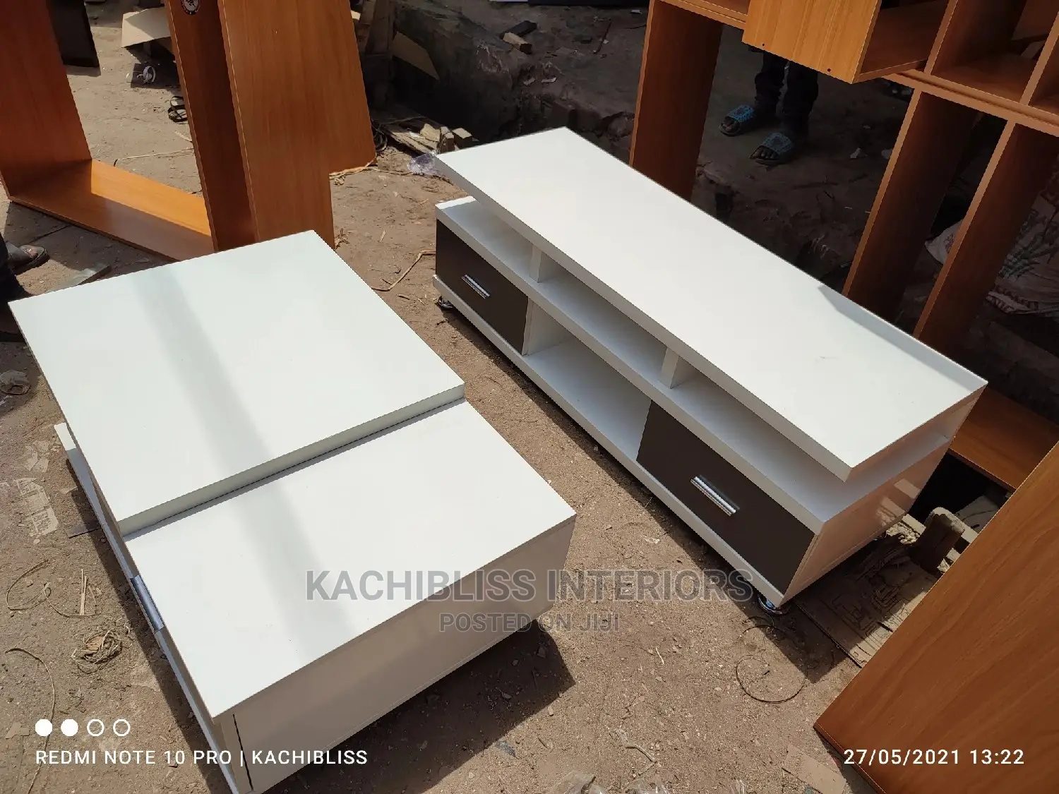 Beautiful Tv Console and Center Table.