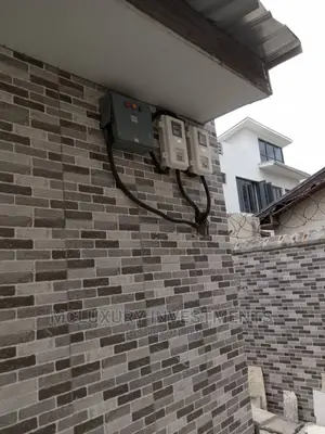 Mini Flat in Off Admiralty Road, for rent