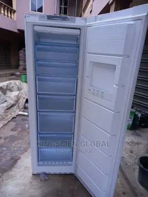 Bosch 8 Steps Standing Freezer