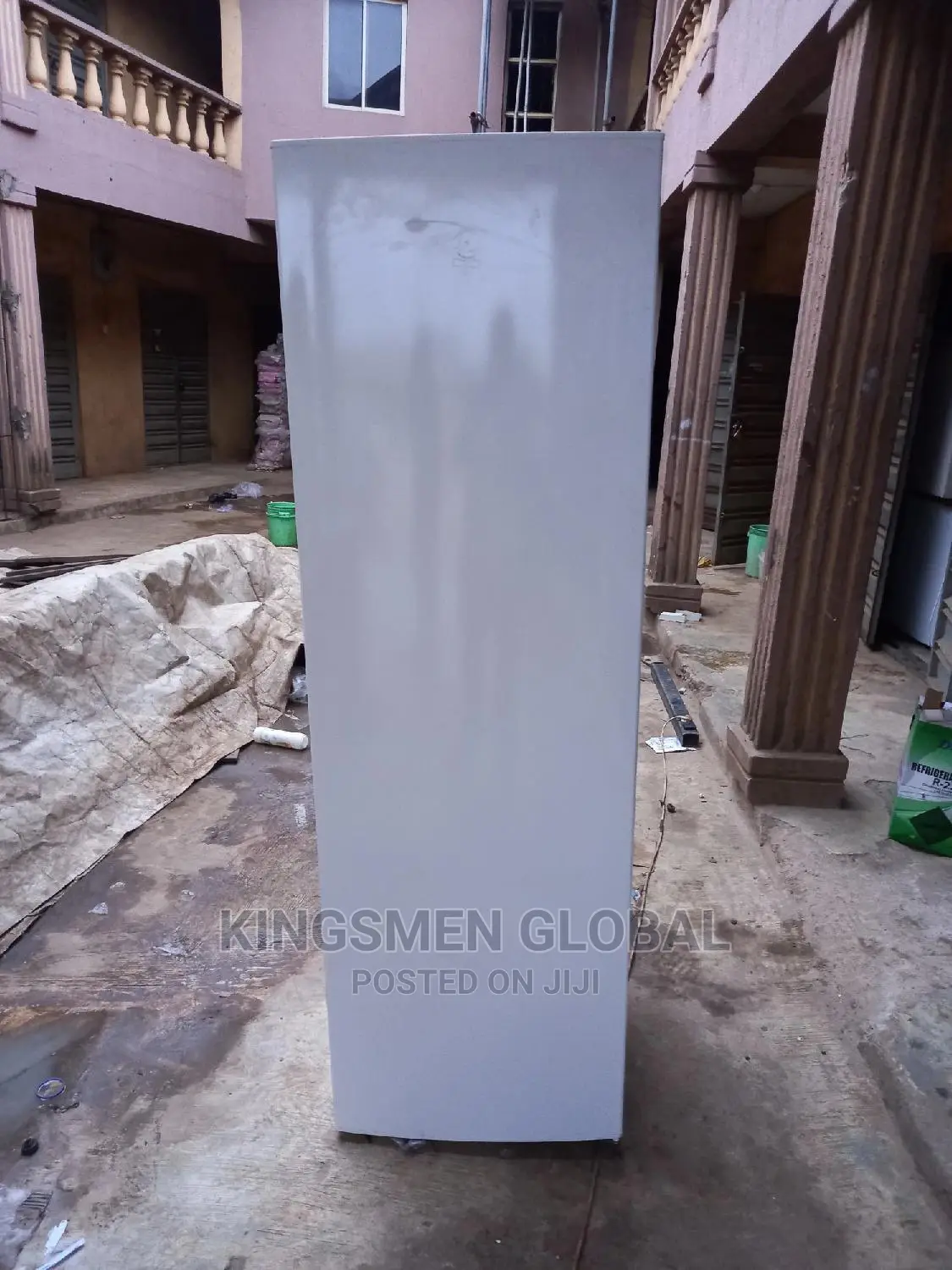 Bosch 8 Steps Standing Freezer
