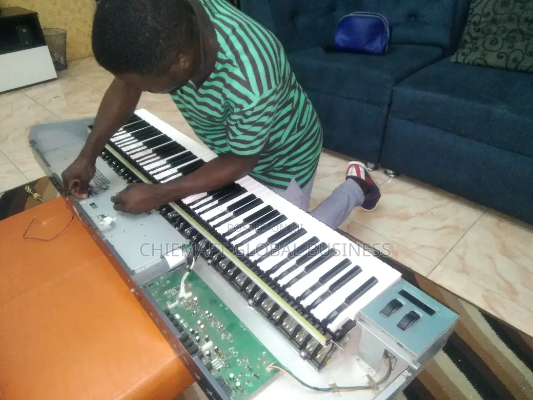 Piano and Keyboard Repairs/Servicing