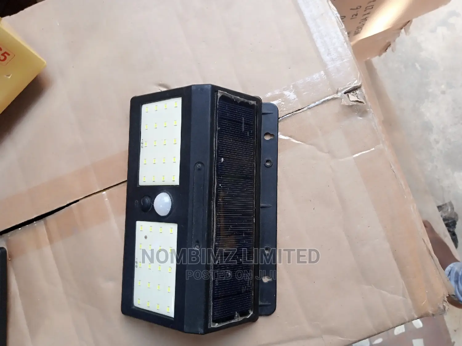 LED Solar Double Powered Motion Sensor Wall Lamp