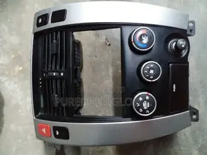 Hyundai Tucson Complete Ac Casing and Knob