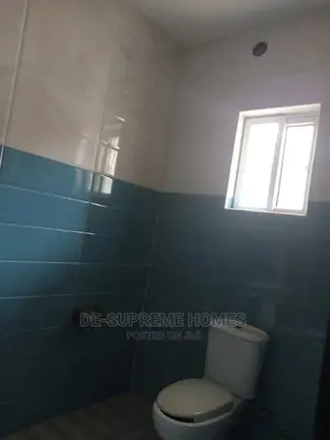 6bdrm Duplex in Adiva Beachwood, Lakowe for rent