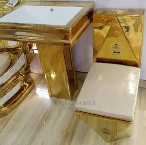 Original Executive Gold Water Closet