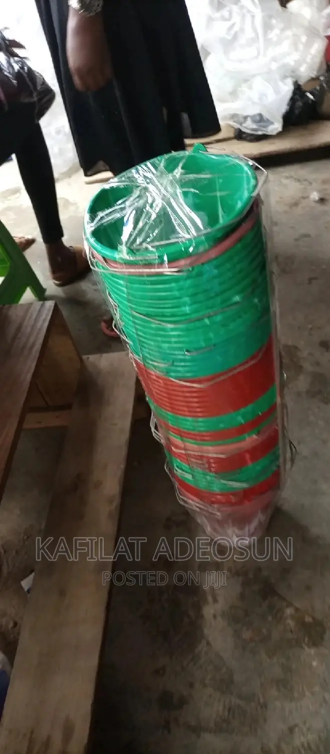 Plastic Bucket Per Dozen 7l