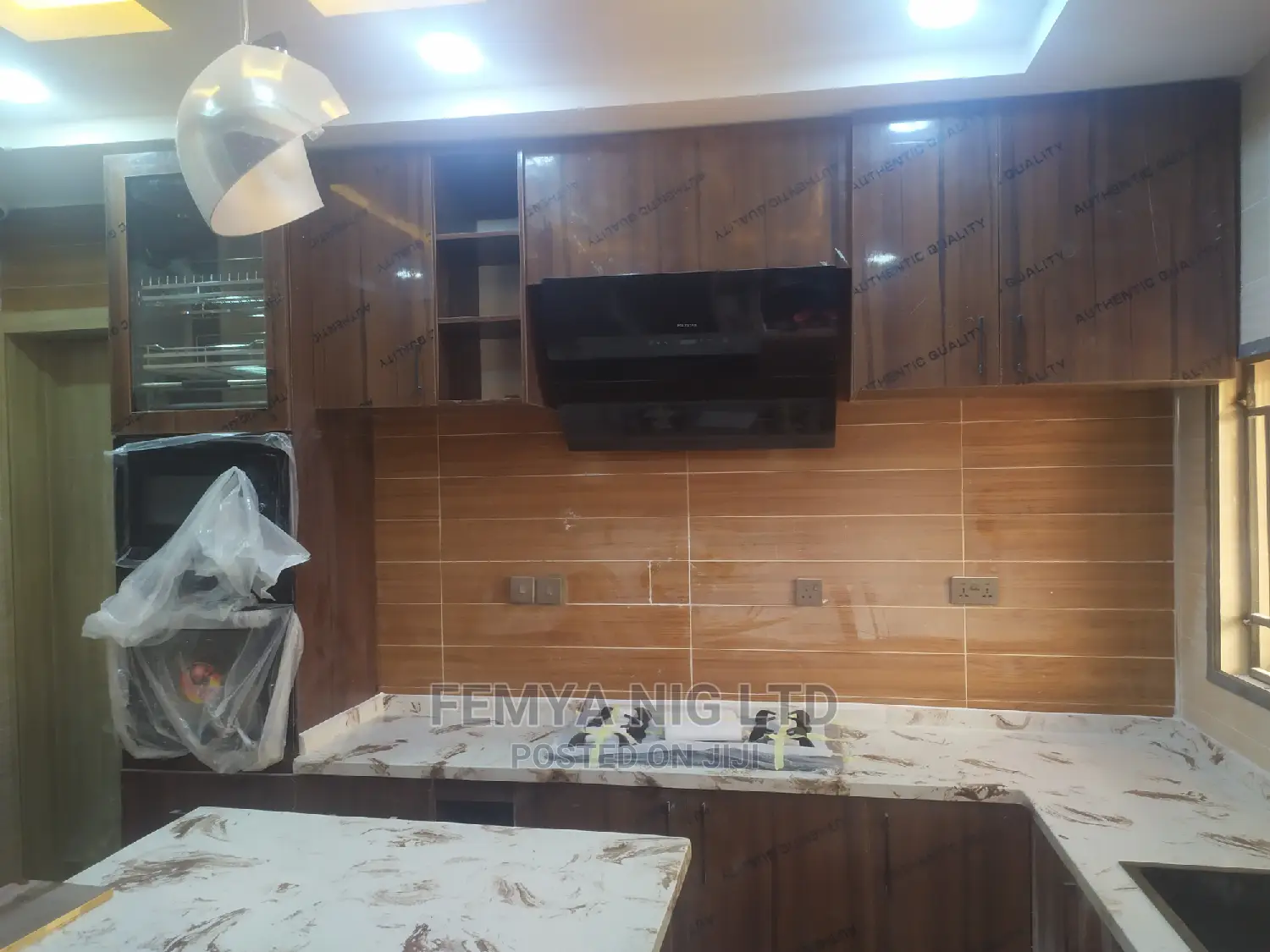 Kitchen Cabinet