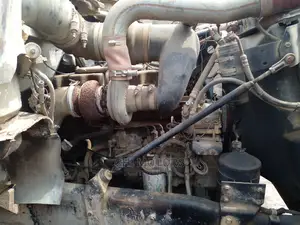 Mack Tipper 10tyres