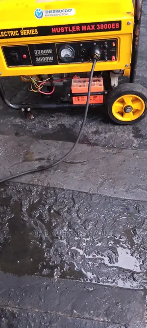 Few Months Old 4.1KVA THERMOCOOL 3800ES Copper Generator