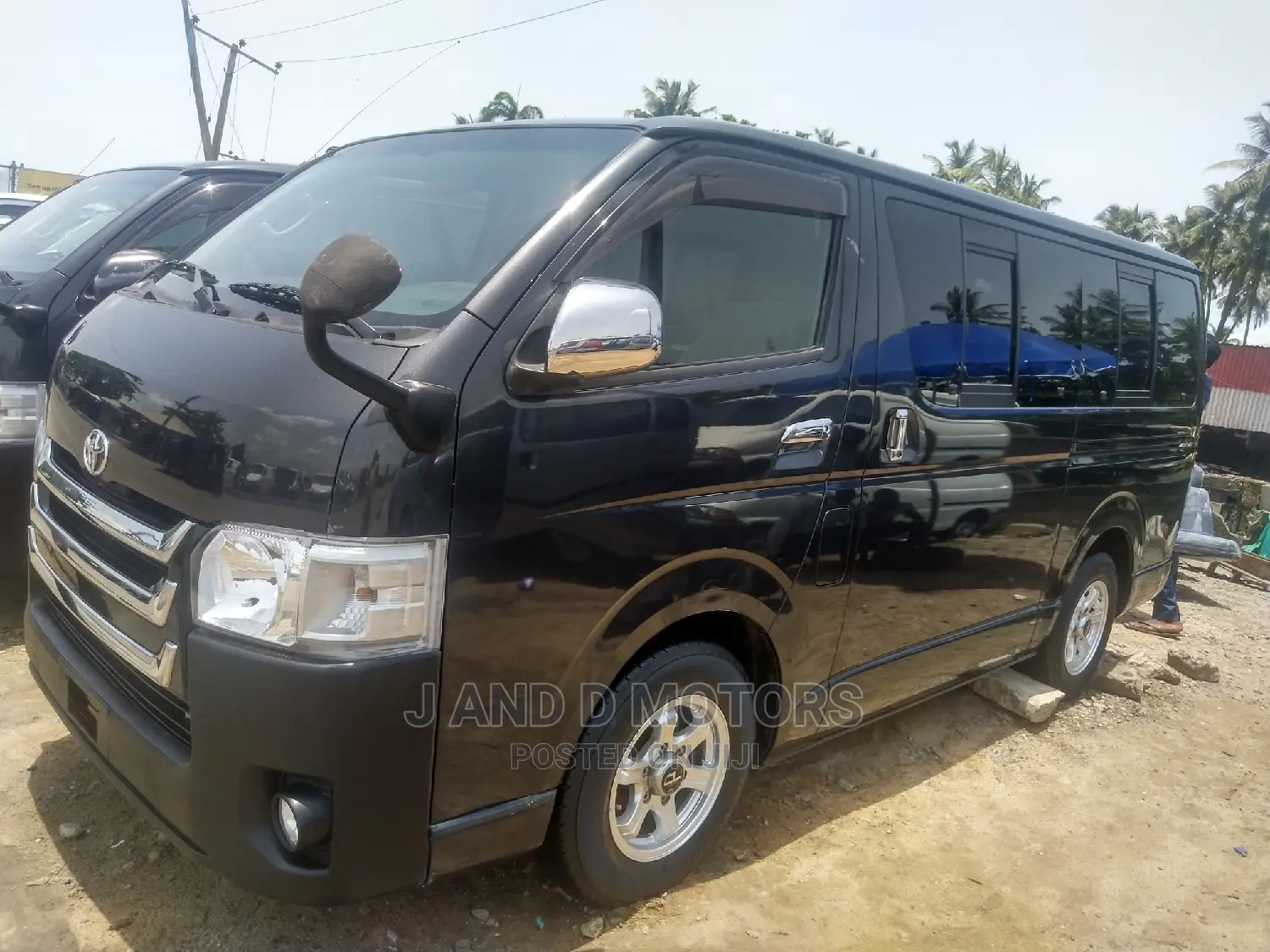 Toyota HiAce 2010 Black