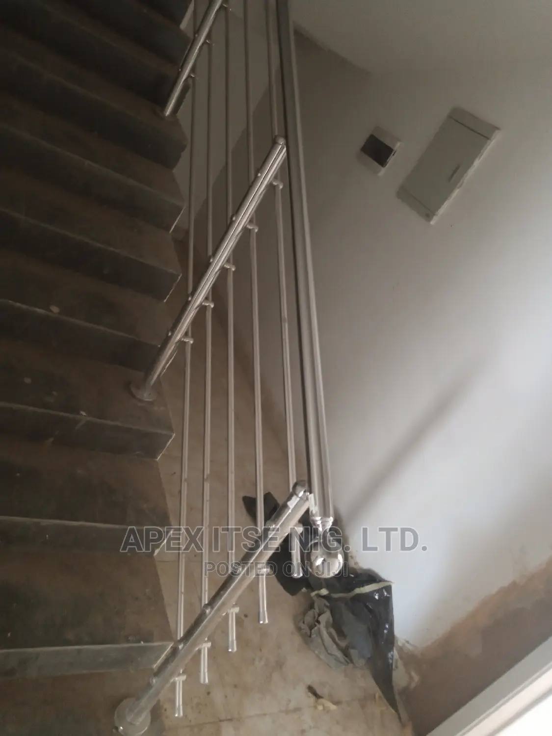 L-Shape Railings