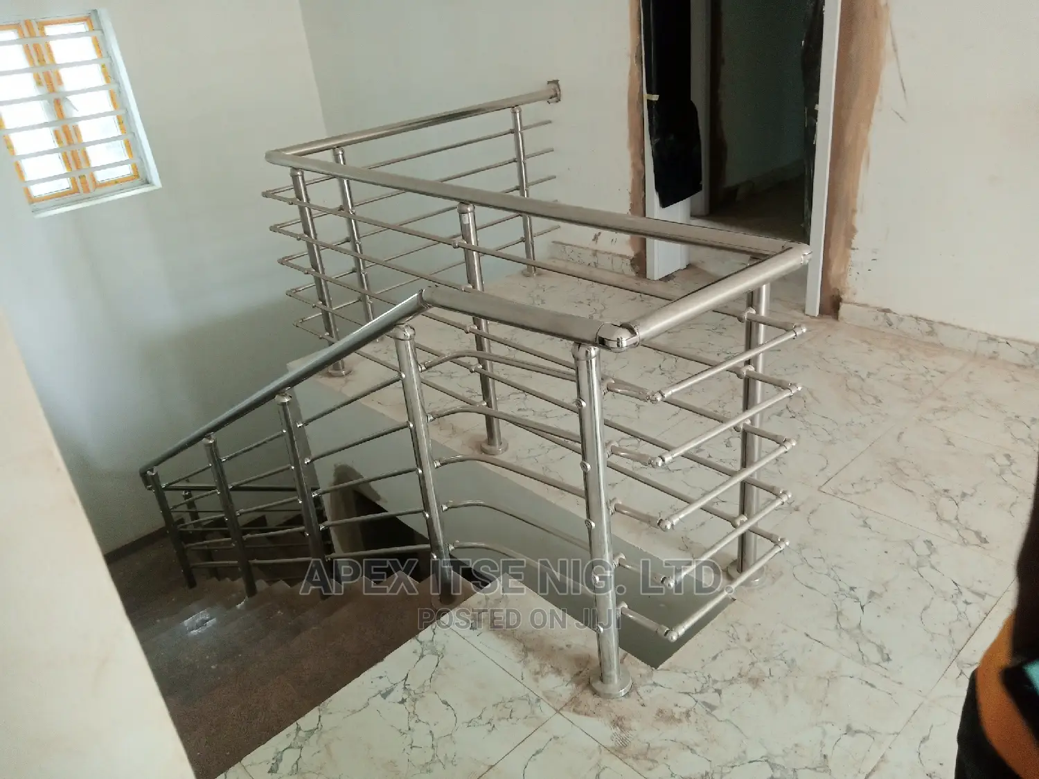 L-Shape Railings