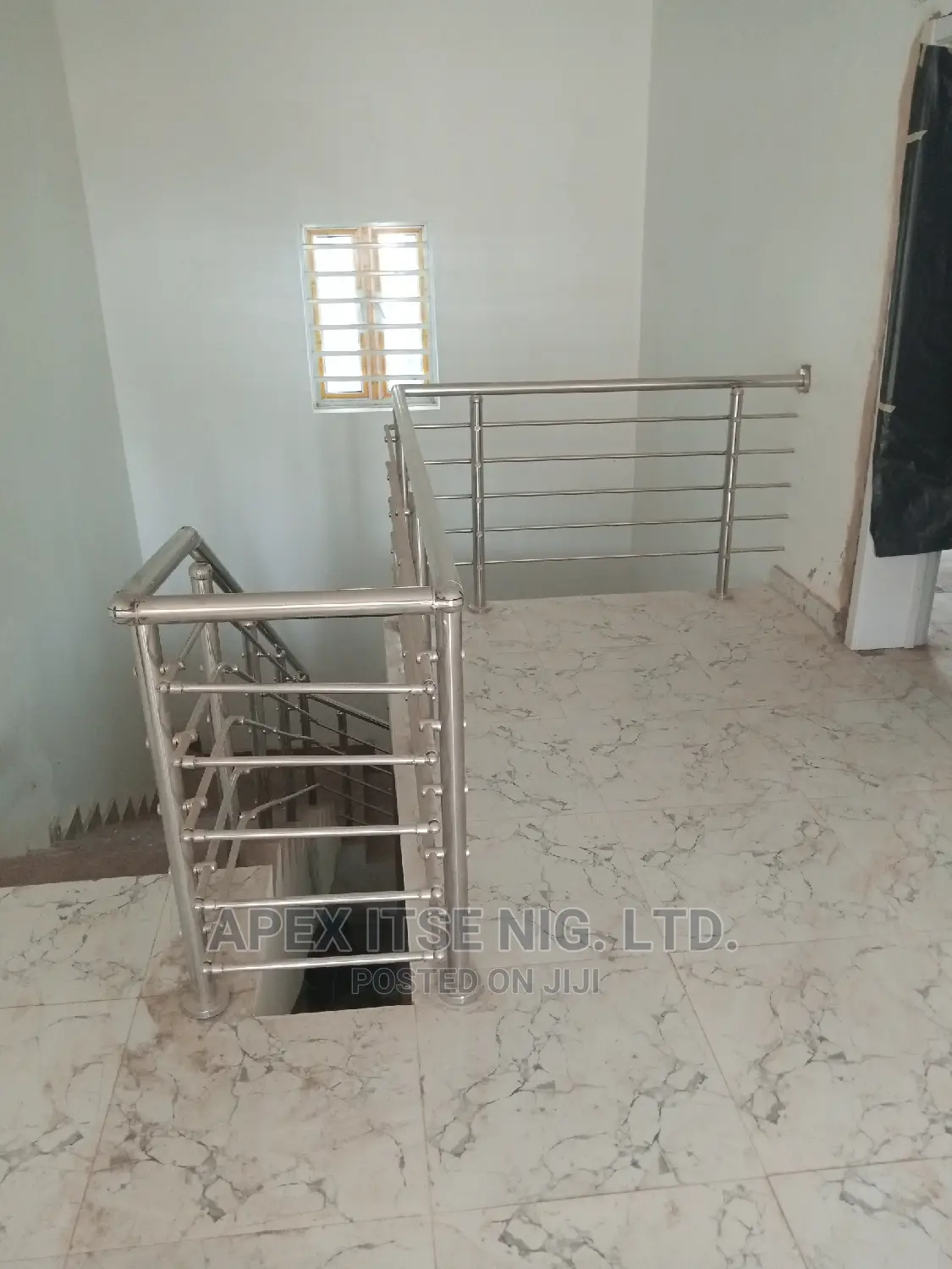 L-Shape Railings