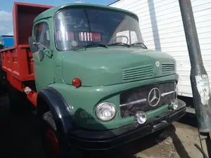 911mercedes Tipper