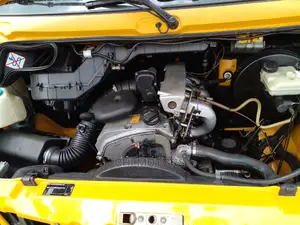 Volkswagen LT 2007 Yellow