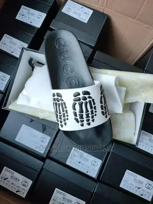 The Best Quality Slippers Products
