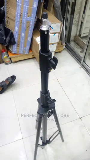 Big Tripod Stand