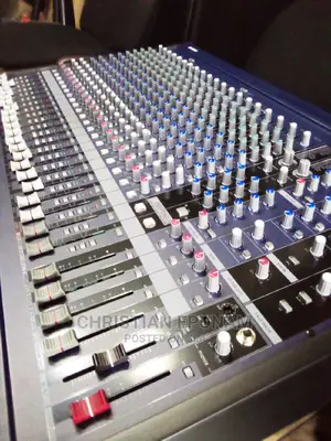 Yamaha 24 Channel Mixer
