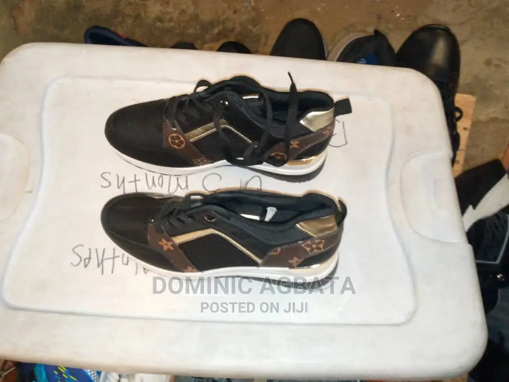Quality Female Sneaker